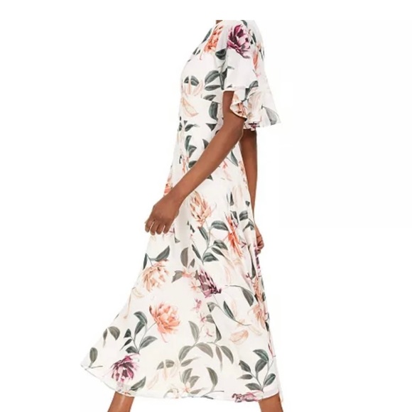 Calvin Klein - Picture 3 of 10